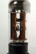 SOLO 4, close side, vacuum tube art